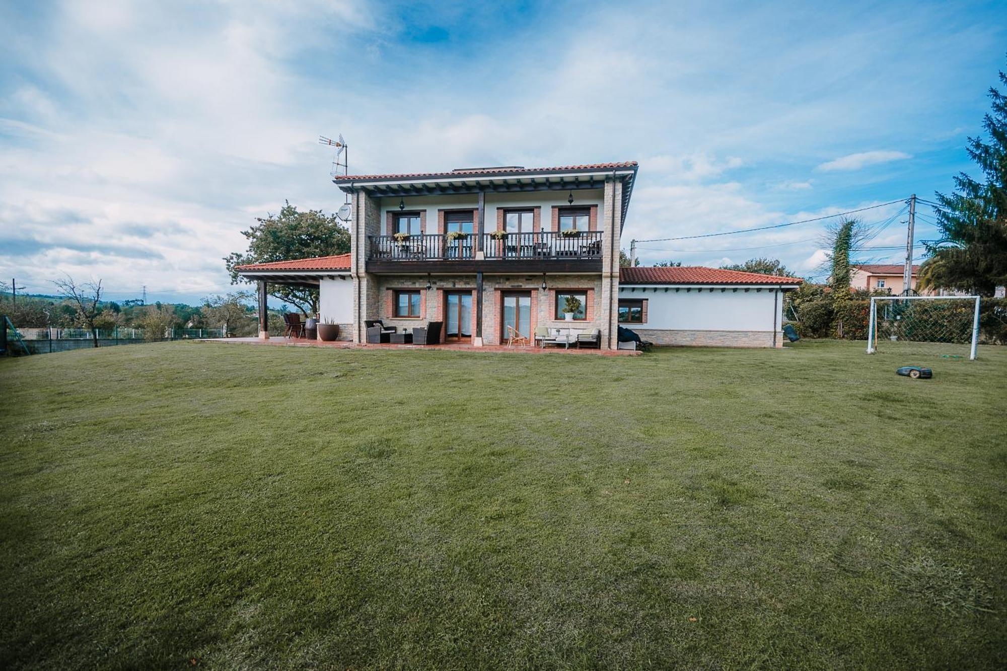 Villa Tiviti Овьедо Экстерьер фото